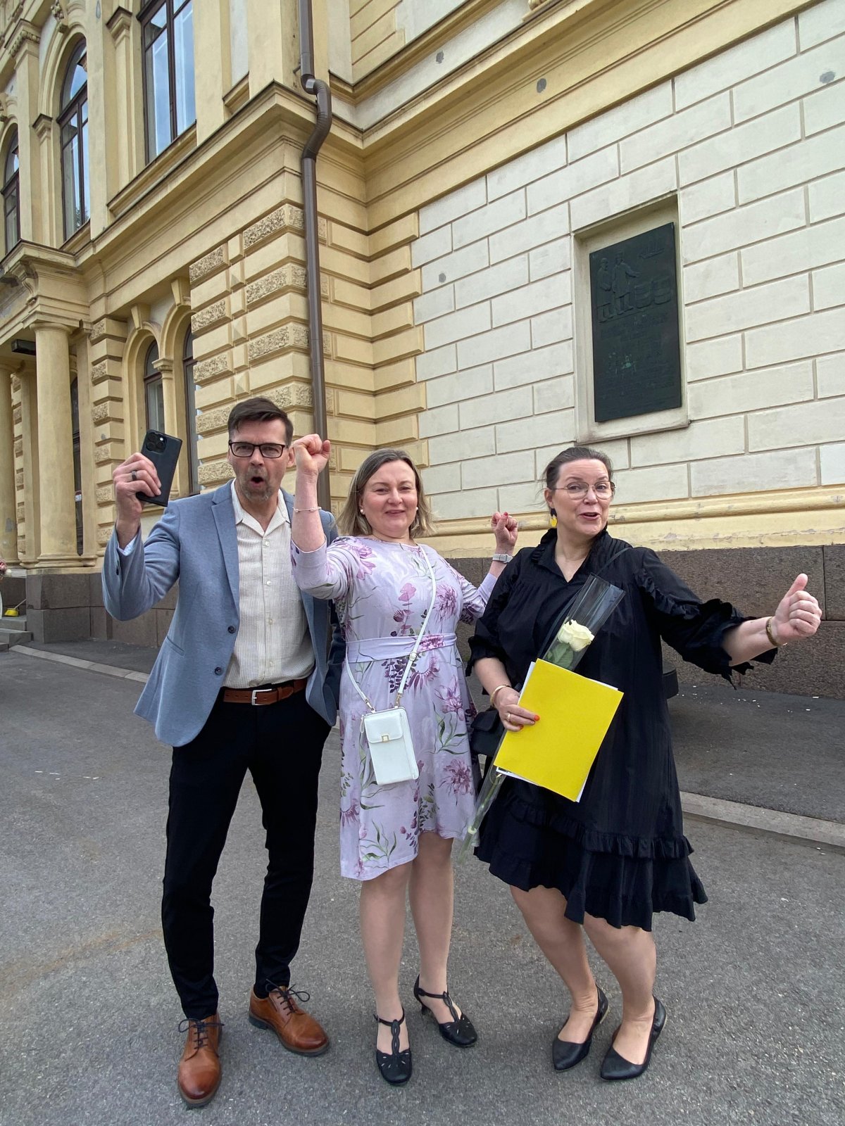 Ilkka Kontinaho, Sari Kurttila ja Maarit Jussila RPKK:n päättäjäispäivän tunnelmissa